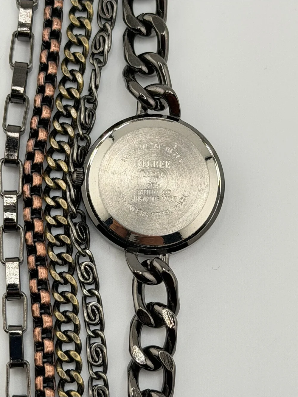 N/A layered chain